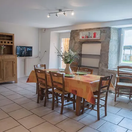 Le Gevaudan, 6/7 Personnes Au Bacon Holiday home *