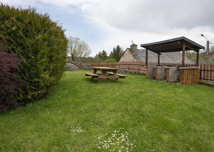 Le Gevaudan, 6/7 Personnes Au Bacon Ferienhaus